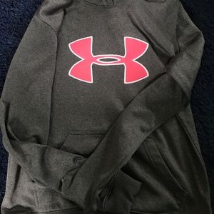 Under Armour Sweatshirt